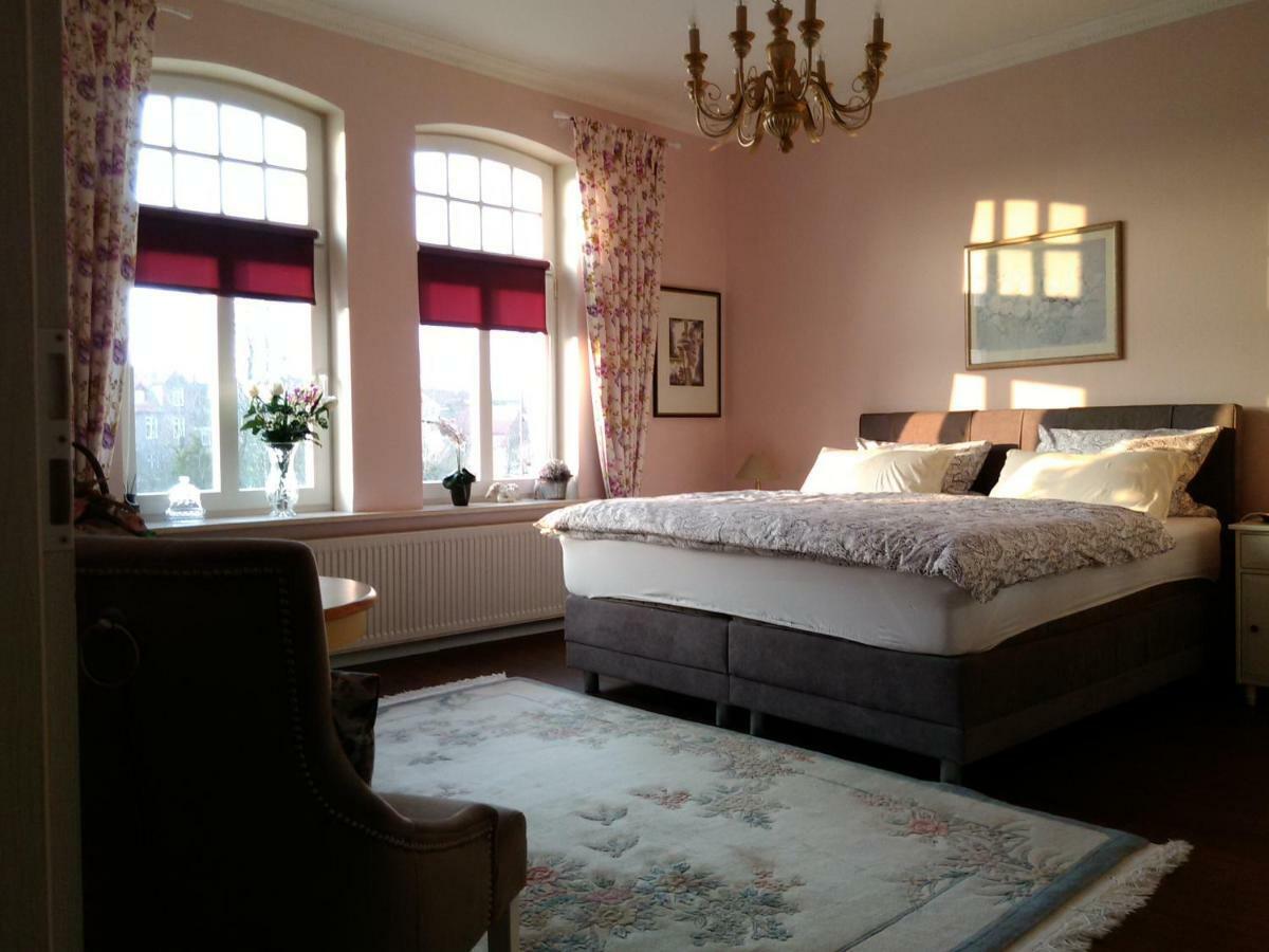 Villa Flora Friedrichstadt Extérieur photo
